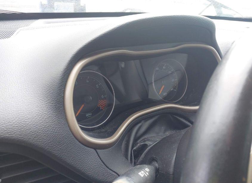 Photo 7 of 2015 Jeep Cherokee LIMITED (VIN 1C4PJLDB1FW731387)