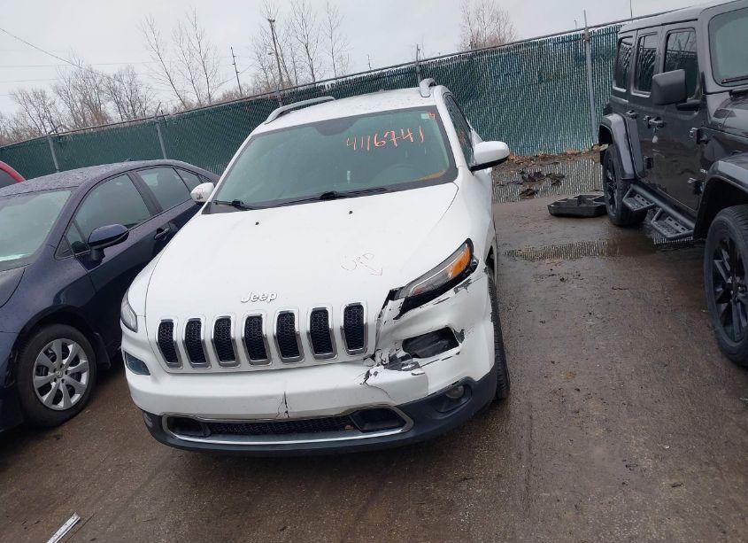 Photo 13 of 2016 Jeep Cherokee LIMITED (VIN 1C4PJLDB1GW135911)