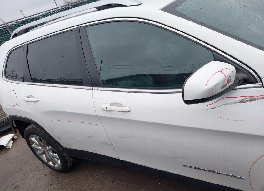 Photo 14 of 2016 Jeep Cherokee LIMITED (VIN 1C4PJLDB1GW135911)