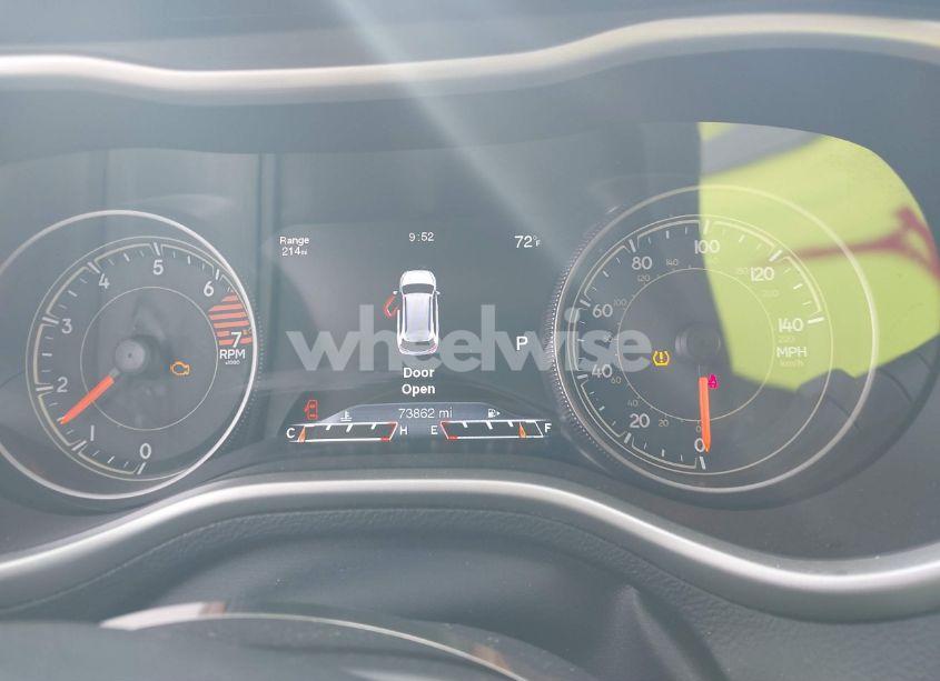 Photo 6 of 2016 Jeep Cherokee LIMITED (VIN 1C4PJLDB1GW273271)