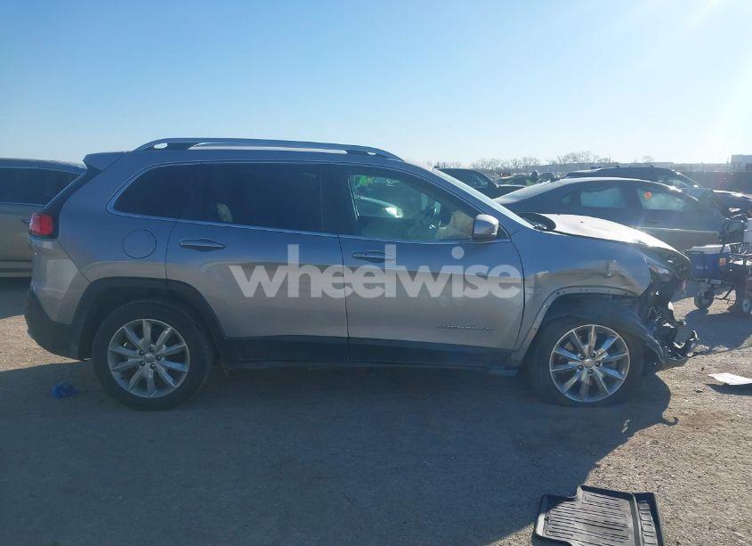 Photo 14 of 2017 Jeep Cherokee LIMITED FWD (VIN 1C4PJLDB1HW517745)