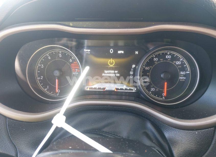 Photo 7 of 2017 Jeep Cherokee LIMITED FWD (VIN 1C4PJLDB1HW517745)