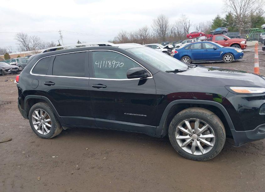 Photo 13 of 2018 Jeep Cherokee LIMITED FWD (VIN 1C4PJLDB1JD580510)