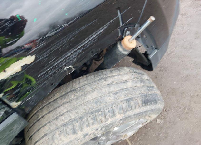 Photo 17 of 2018 Jeep Cherokee LIMITED FWD (VIN 1C4PJLDB1JD580510)