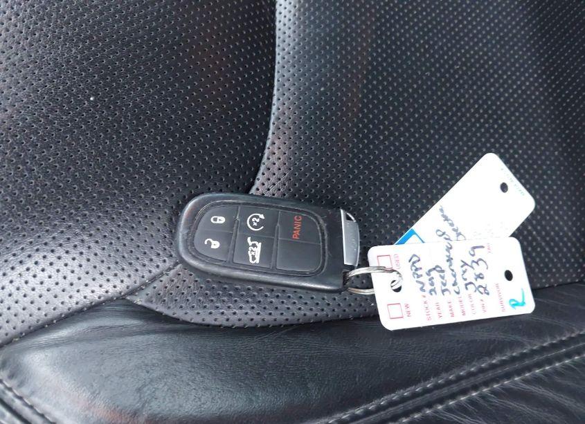 Photo 11 of 2019 Jeep Cherokee LIMITED FWD (VIN 1C4PJLDB1KD402839)