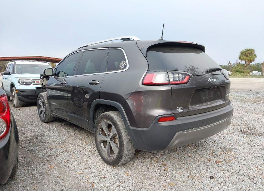 Photo 3 of 2019 Jeep Cherokee LIMITED FWD (VIN 1C4PJLDB1KD402839)