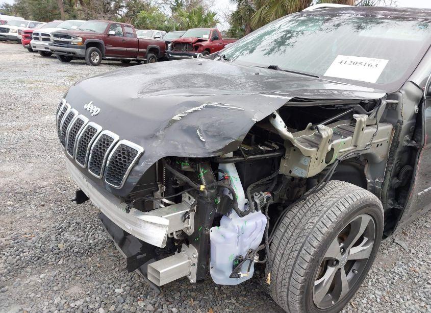 Photo 6 of 2019 Jeep Cherokee LIMITED FWD (VIN 1C4PJLDB1KD402839)