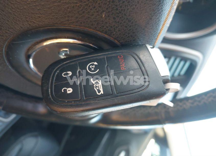 Photo 11 of 2014 Jeep Cherokee LIMITED (VIN 1C4PJLDB2EW261580)