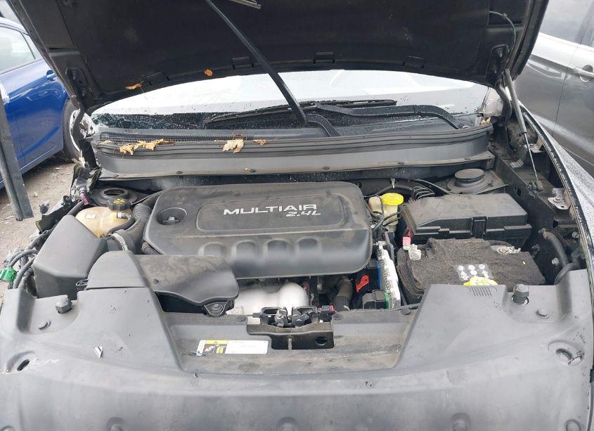 Photo 10 of 2016 Jeep Cherokee LIMITED (VIN 1C4PJLDB2GW229179)