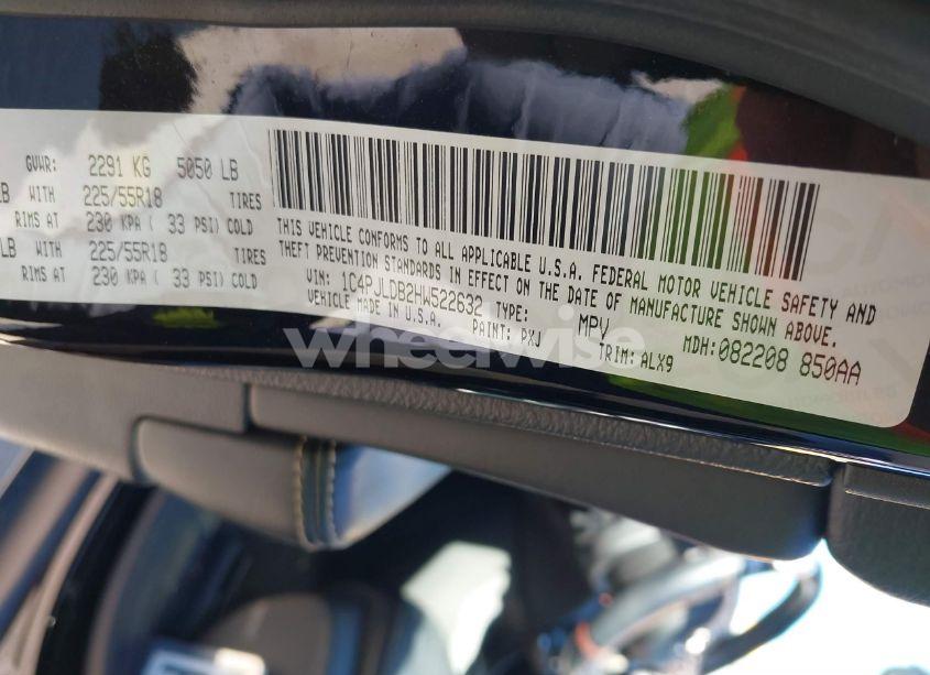 Photo 9 of 2017 Jeep Cherokee LIMITED FWD (VIN 1C4PJLDB2HW522632)