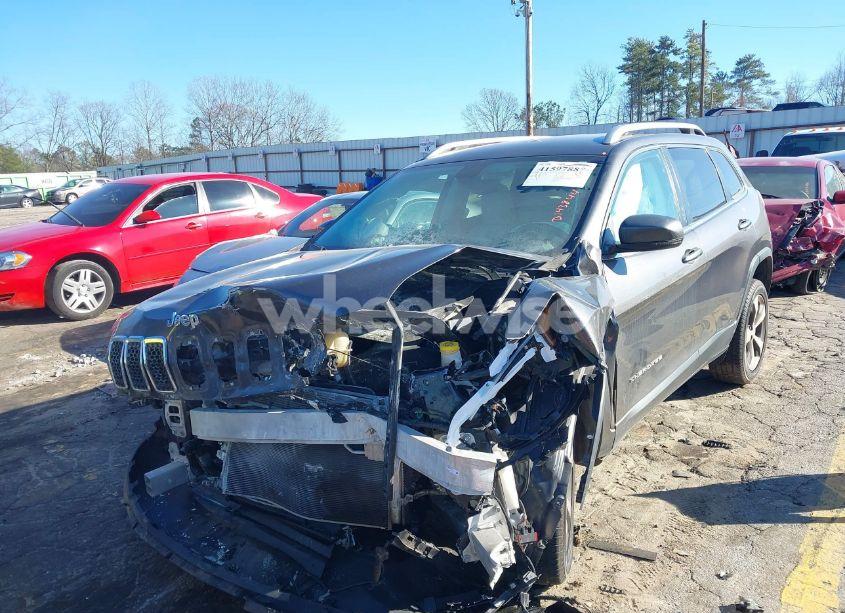 Photo 2 of 2019 Jeep Cherokee LIMITED FWD (VIN 1C4PJLDB2KD143844)