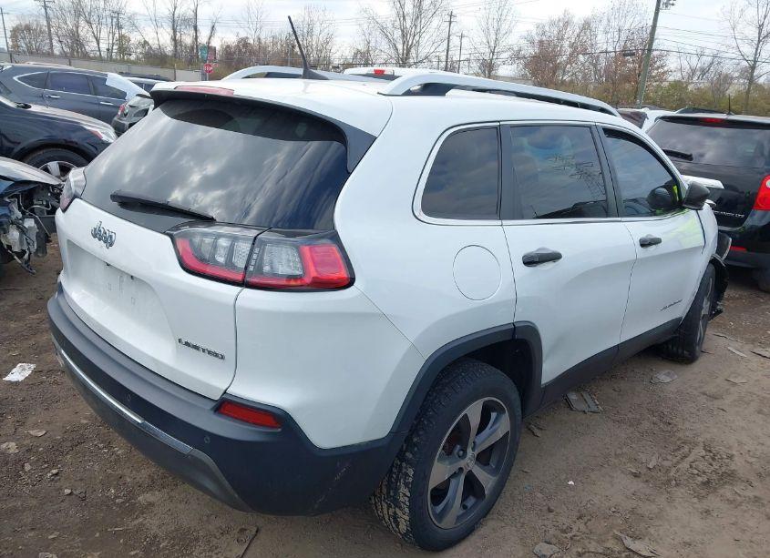 Photo 4 of 2019 Jeep Cherokee LIMITED FWD (VIN 1C4PJLDB2KD376395)