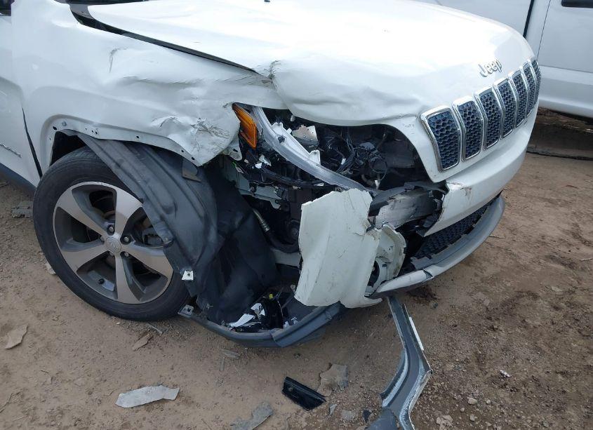 Photo 6 of 2019 Jeep Cherokee LIMITED FWD (VIN 1C4PJLDB2KD376395)