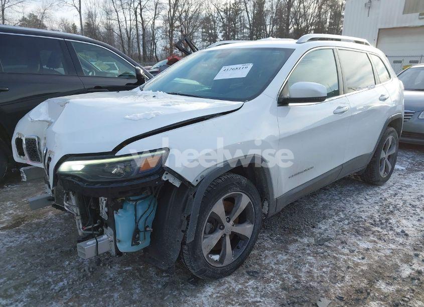 Photo 2 of 2020 Jeep Cherokee LIMITED FWD (VIN 1C4PJLDB2LD535210)