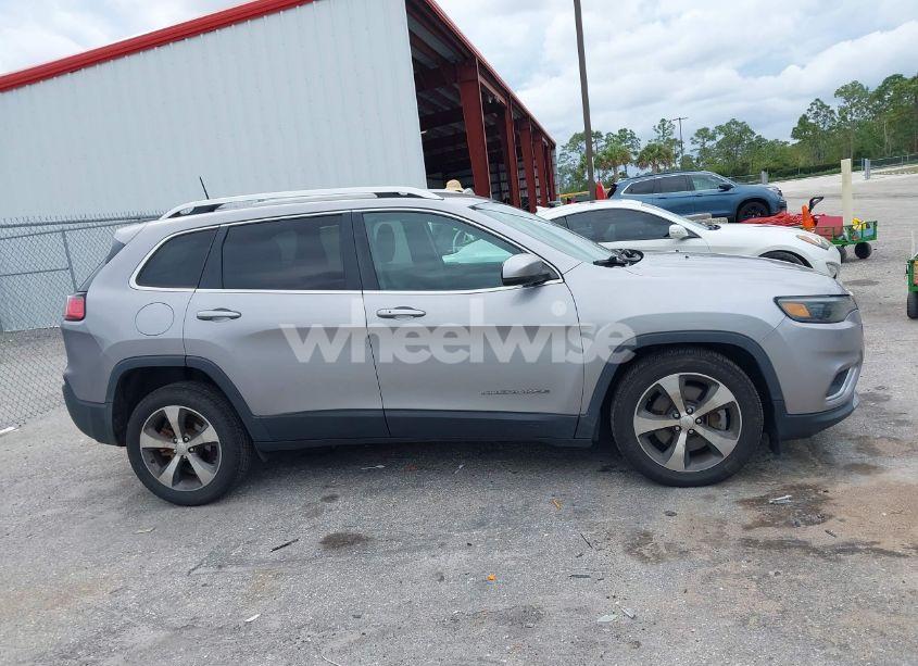 Photo 13 of 2020 Jeep Cherokee LIMITED FWD (VIN 1C4PJLDB2LD560723)