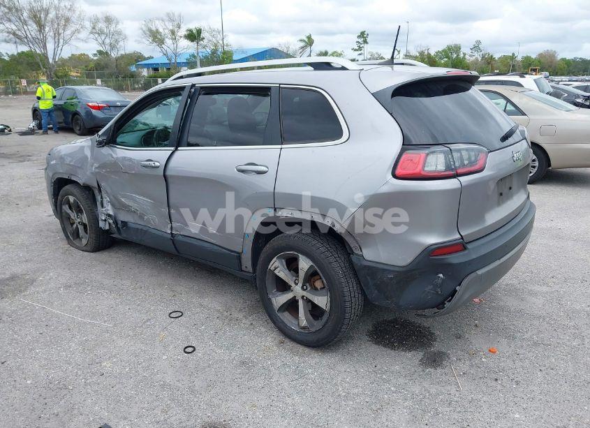 Photo 3 of 2020 Jeep Cherokee LIMITED FWD (VIN 1C4PJLDB2LD560723)