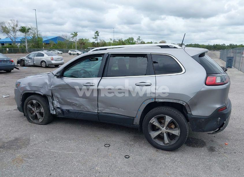 Photo 6 of 2020 Jeep Cherokee LIMITED FWD (VIN 1C4PJLDB2LD560723)