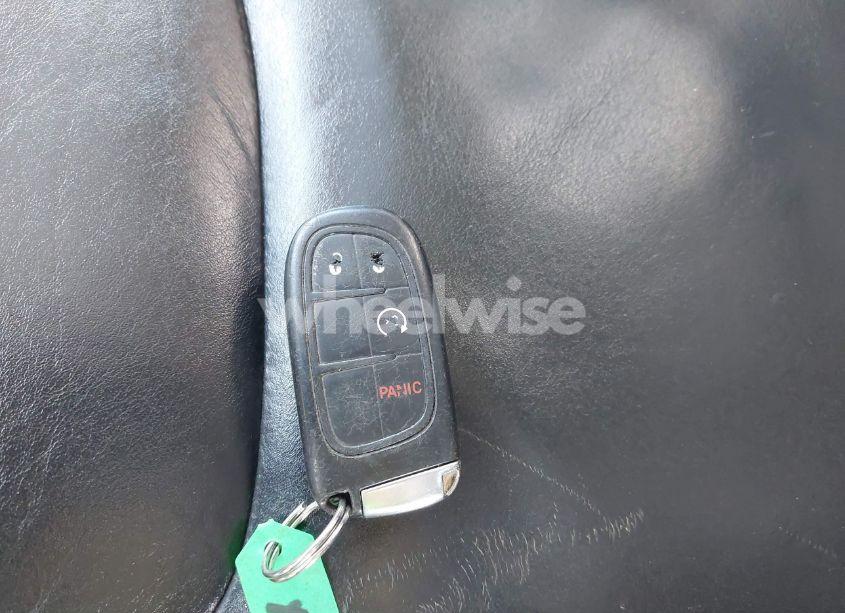 Photo 11 of 2014 Jeep Cherokee LIMITED (VIN 1C4PJLDB3EW279196)