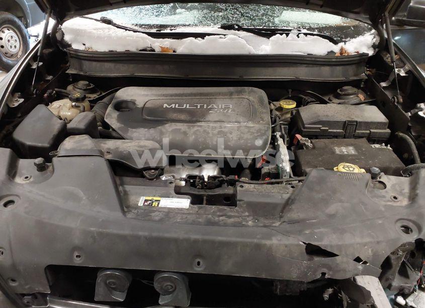 Photo 10 of 2015 Jeep Cherokee LIMITED (VIN 1C4PJLDB3FW573005)