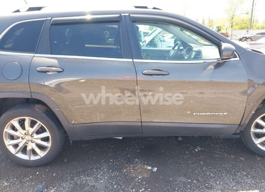 Photo 13 of 2015 Jeep Cherokee LIMITED (VIN 1C4PJLDB3FW753312)