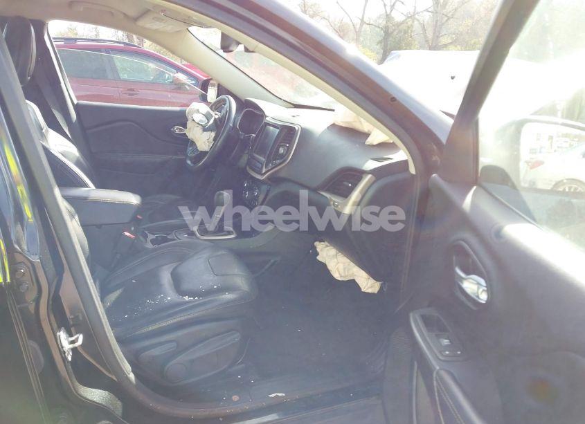 Photo 5 of 2016 Jeep Cherokee LIMITED (VIN 1C4PJLDB3GW256861)