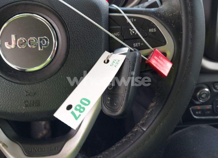 Photo 11 of 2017 Jeep Cherokee LIMITED FWD (VIN 1C4PJLDB3HW522056)