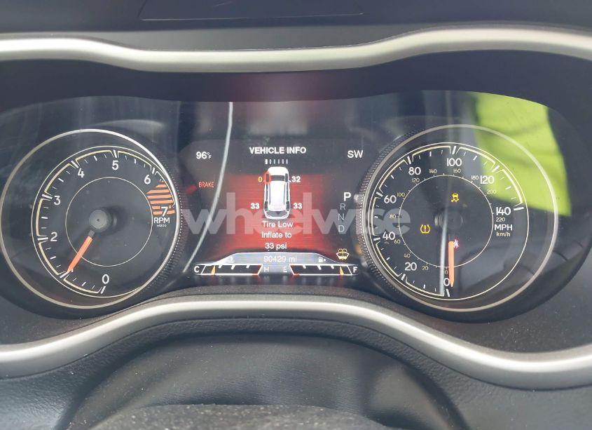 Photo 7 of 2017 Jeep Cherokee LIMITED FWD (VIN 1C4PJLDB3HW522056)