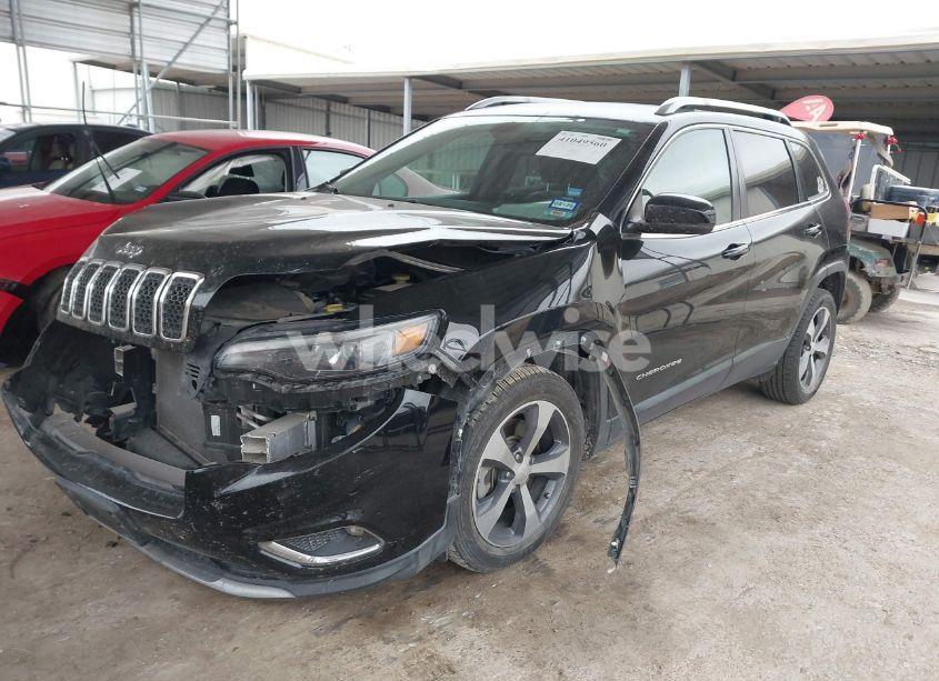Photo 2 of 2019 Jeep Cherokee LIMITED FWD (VIN 1C4PJLDB3KD416127)