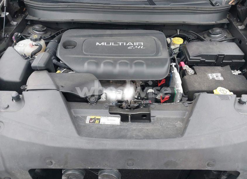 Photo 10 of 2015 Jeep Cherokee LIMITED (VIN 1C4PJLDB4FW628514)