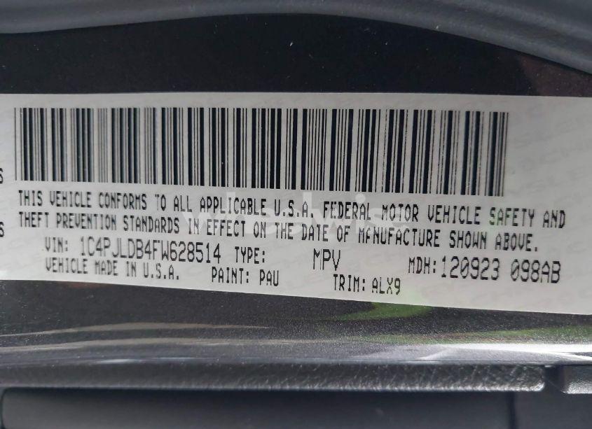 Photo 9 of 2015 Jeep Cherokee LIMITED (VIN 1C4PJLDB4FW628514)