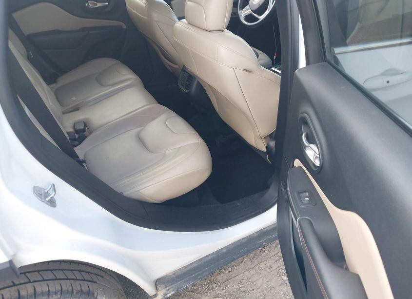 Photo 8 of 2016 Jeep Cherokee LIMITED (VIN 1C4PJLDB4GW158597)