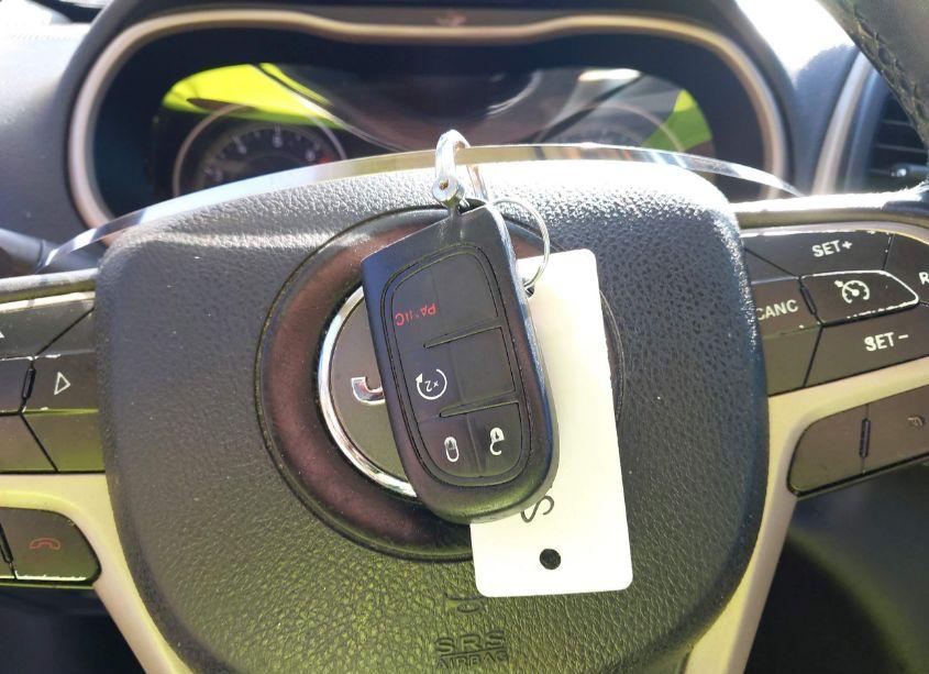 Photo 11 of 2016 Jeep Cherokee LIMITED (VIN 1C4PJLDB4GW159197)