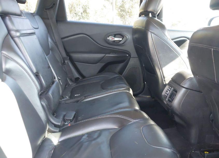 Photo 8 of 2016 Jeep Cherokee LIMITED (VIN 1C4PJLDB4GW159197)