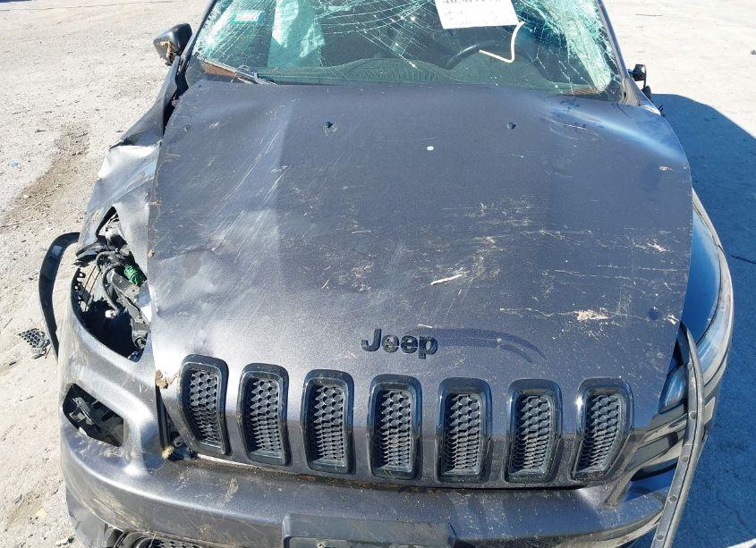 Photo 10 of 2018 Jeep Cherokee LIMITED FWD (VIN 1C4PJLDB4JD577519)