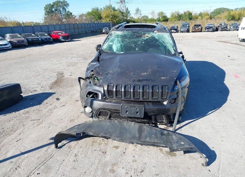 Photo 12 of 2018 Jeep Cherokee LIMITED FWD (VIN 1C4PJLDB4JD577519)