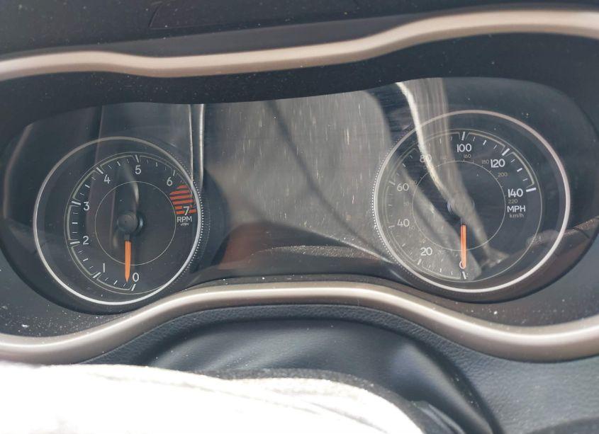 Photo 7 of 2018 Jeep Cherokee LIMITED FWD (VIN 1C4PJLDB4JD577519)