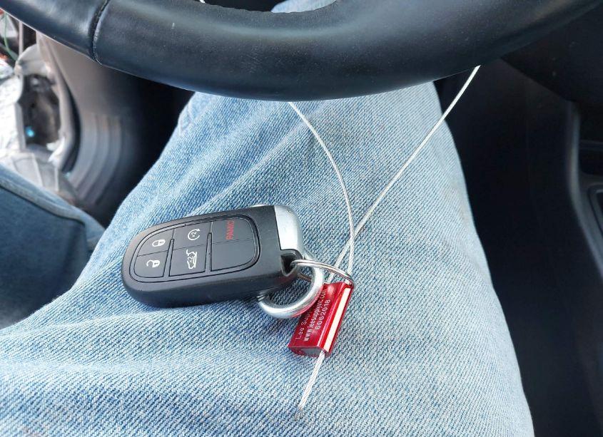 Photo 11 of 2019 Jeep Cherokee LIMITED FWD (VIN 1C4PJLDB4KD416198)