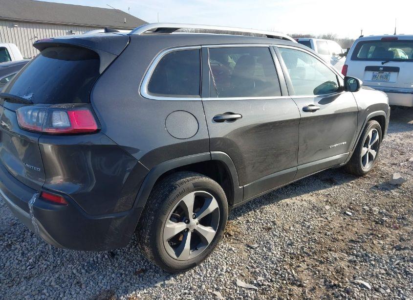 Photo 4 of 2019 Jeep Cherokee LIMITED FWD (VIN 1C4PJLDB4KD416198)
