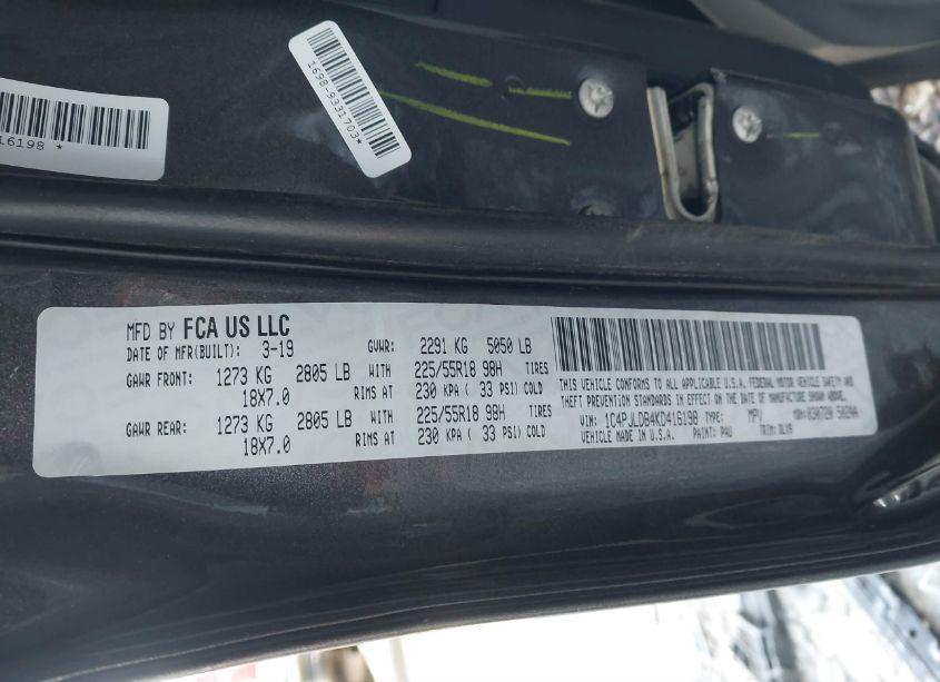 Photo 9 of 2019 Jeep Cherokee LIMITED FWD (VIN 1C4PJLDB4KD416198)