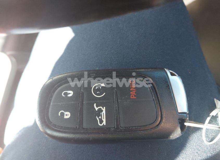 Photo 11 of 2020 Jeep Cherokee LIMITED FWD (VIN 1C4PJLDB4LD568404)