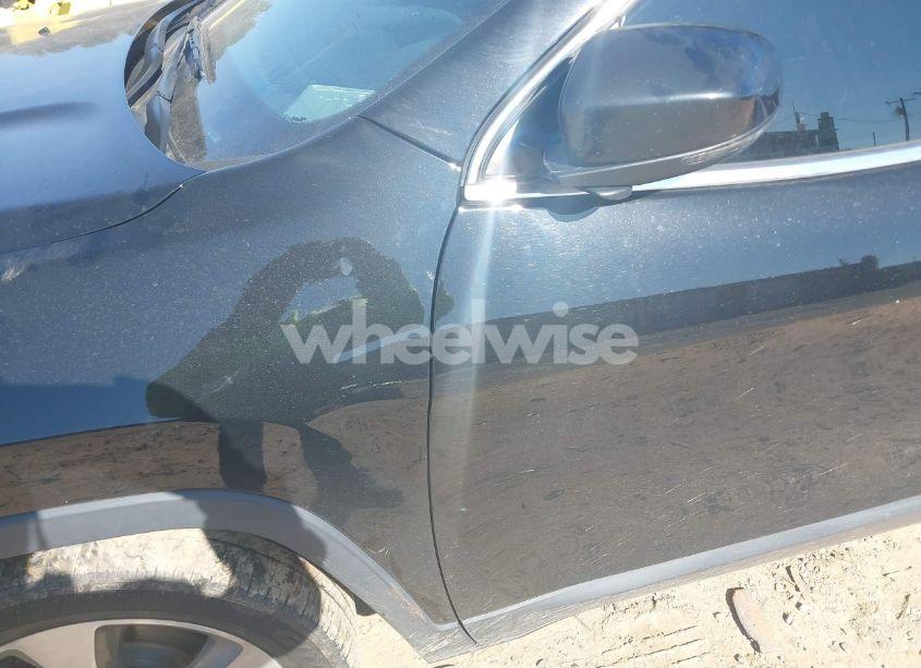 Photo 20 of 2020 Jeep Cherokee LIMITED FWD (VIN 1C4PJLDB4LD568404)