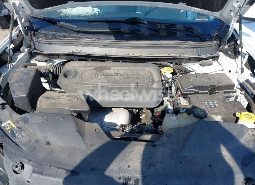 Photo 10 of 2020 Jeep Cherokee LIMITED FWD (VIN 1C4PJLDB4LD595411)