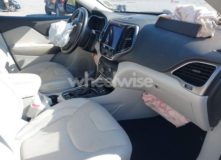 Photo 5 of 2020 Jeep Cherokee LIMITED FWD (VIN 1C4PJLDB4LD595411)