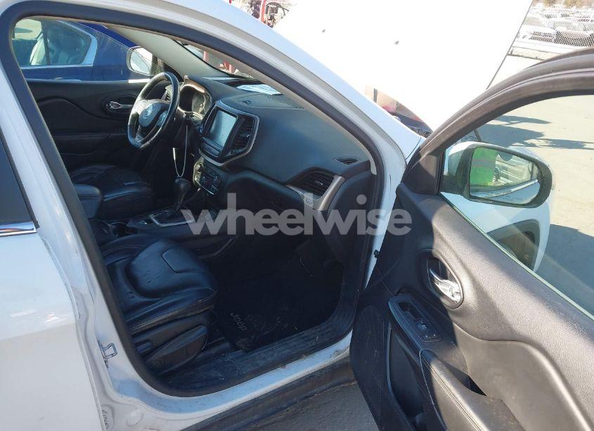 Photo 5 of 2017 Jeep Cherokee LIMITED FWD (VIN 1C4PJLDB5HW534225)