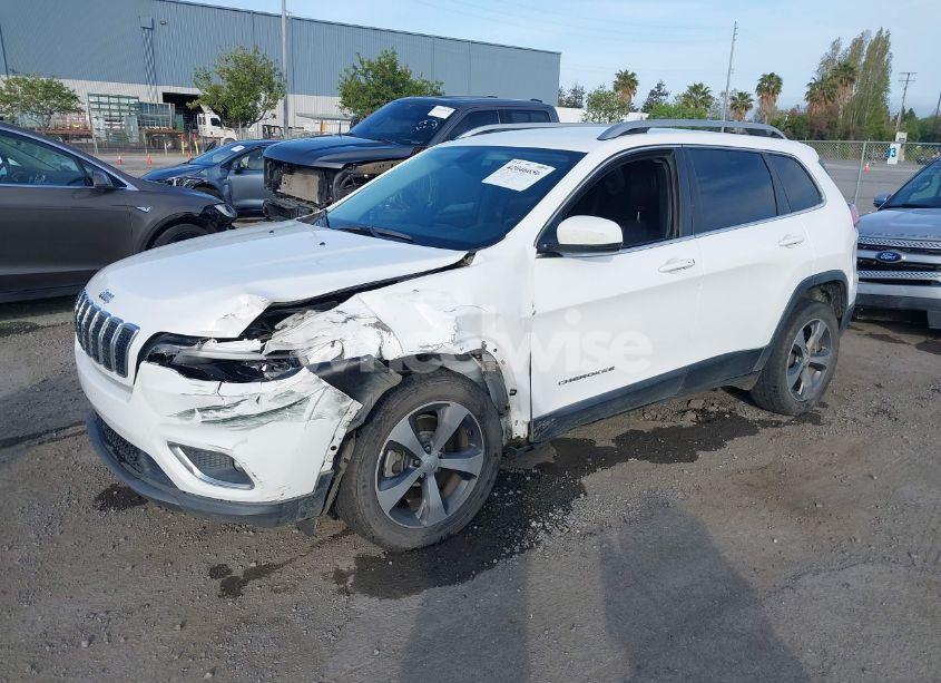 Photo 2 of 2020 Jeep Cherokee LIMITED FWD (VIN 1C4PJLDB5LD535248)