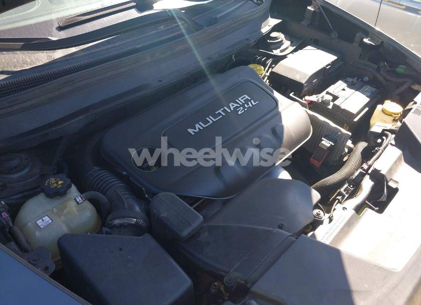 Photo 10 of 2015 Jeep Cherokee LIMITED (VIN 1C4PJLDB6FW548552)