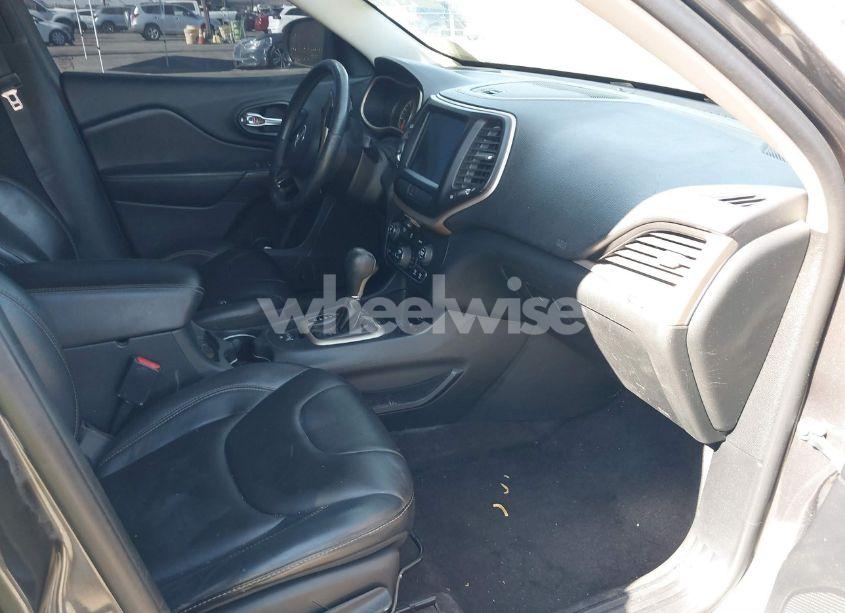 Photo 5 of 2016 Jeep Cherokee LIMITED (VIN 1C4PJLDB6GW195456)