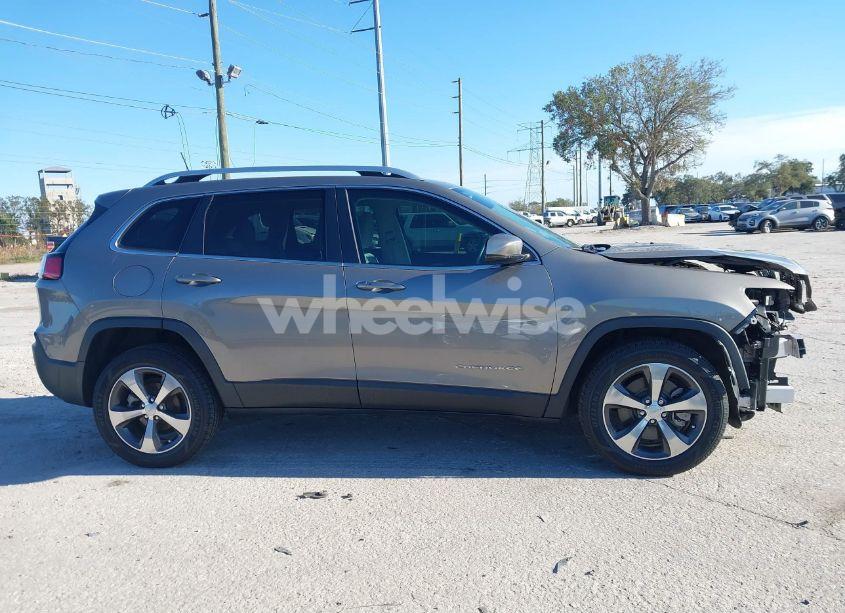 Photo 14 of 2019 Jeep Cherokee LIMITED FWD (VIN 1C4PJLDB6KD325076)