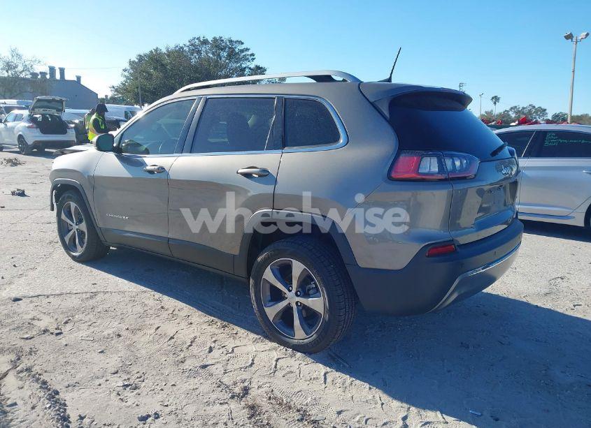 Photo 3 of 2019 Jeep Cherokee LIMITED FWD (VIN 1C4PJLDB6KD325076)