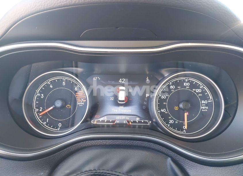 Photo 7 of 2019 Jeep Cherokee LIMITED FWD (VIN 1C4PJLDB6KD325076)